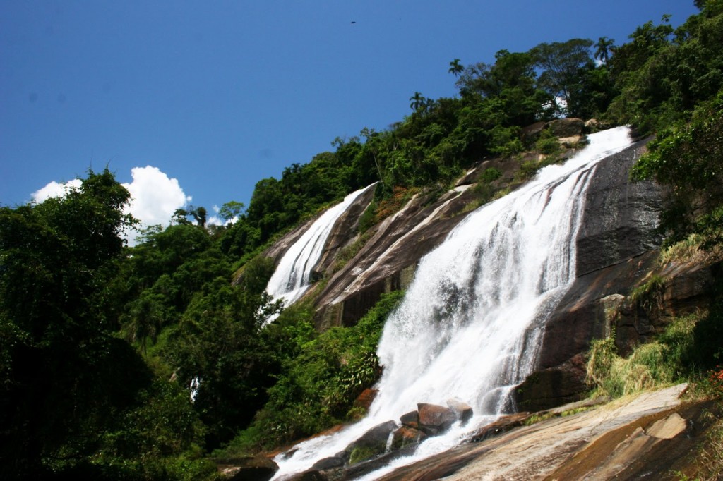 Cachoeira+da+Água+Branca+-+Ilhabela+-+SP_
